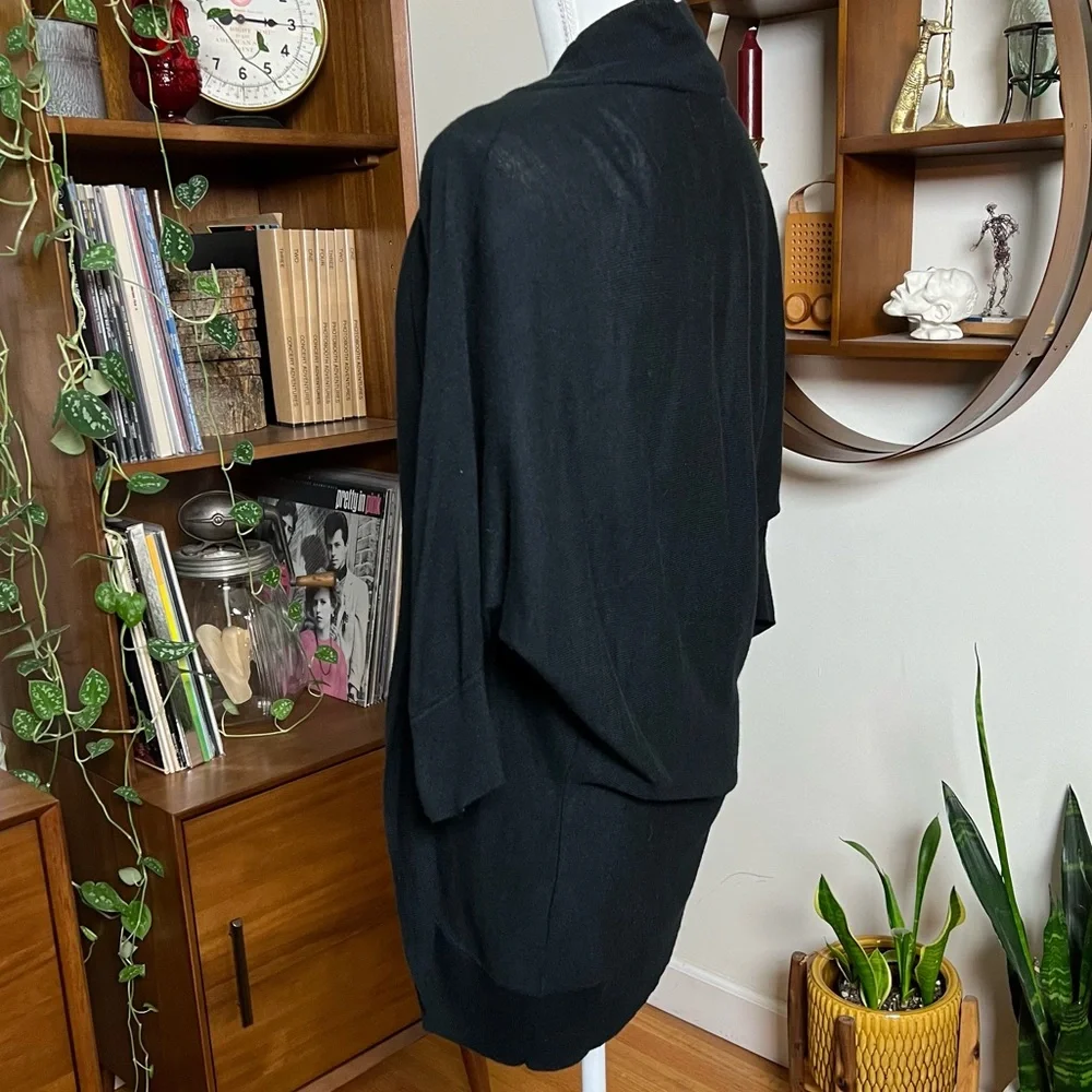 Black Lightweight Shrug/Shawl! - Picture 6 of 9